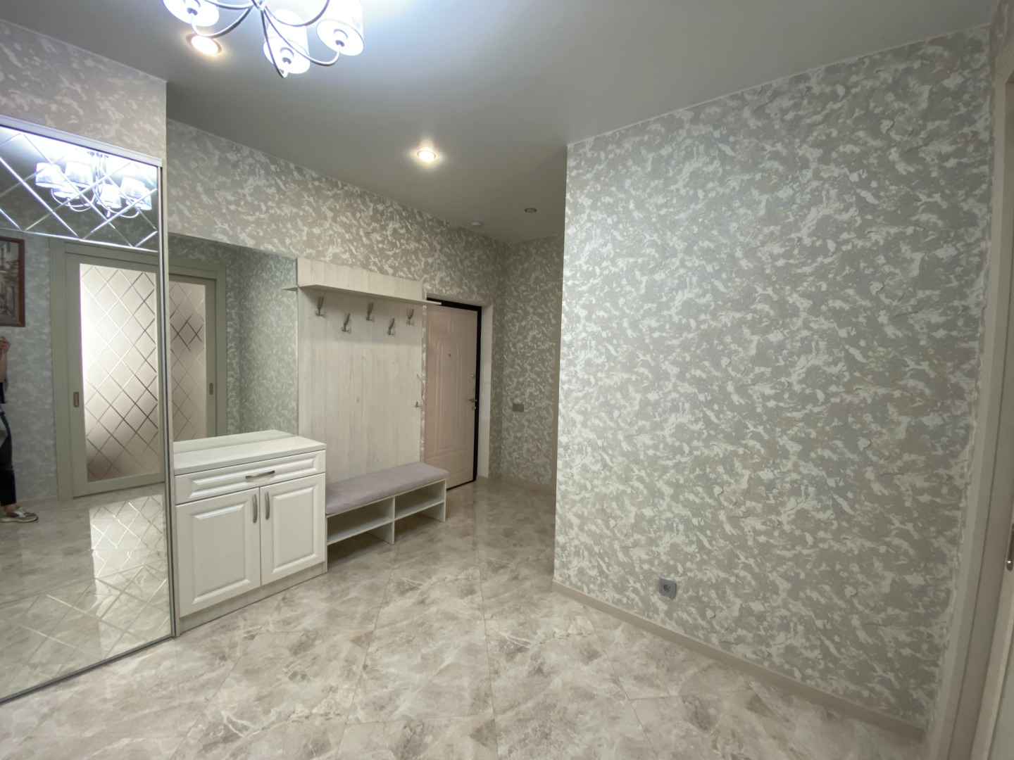 Апартаменты Бриз в ЖК Изумрудный город