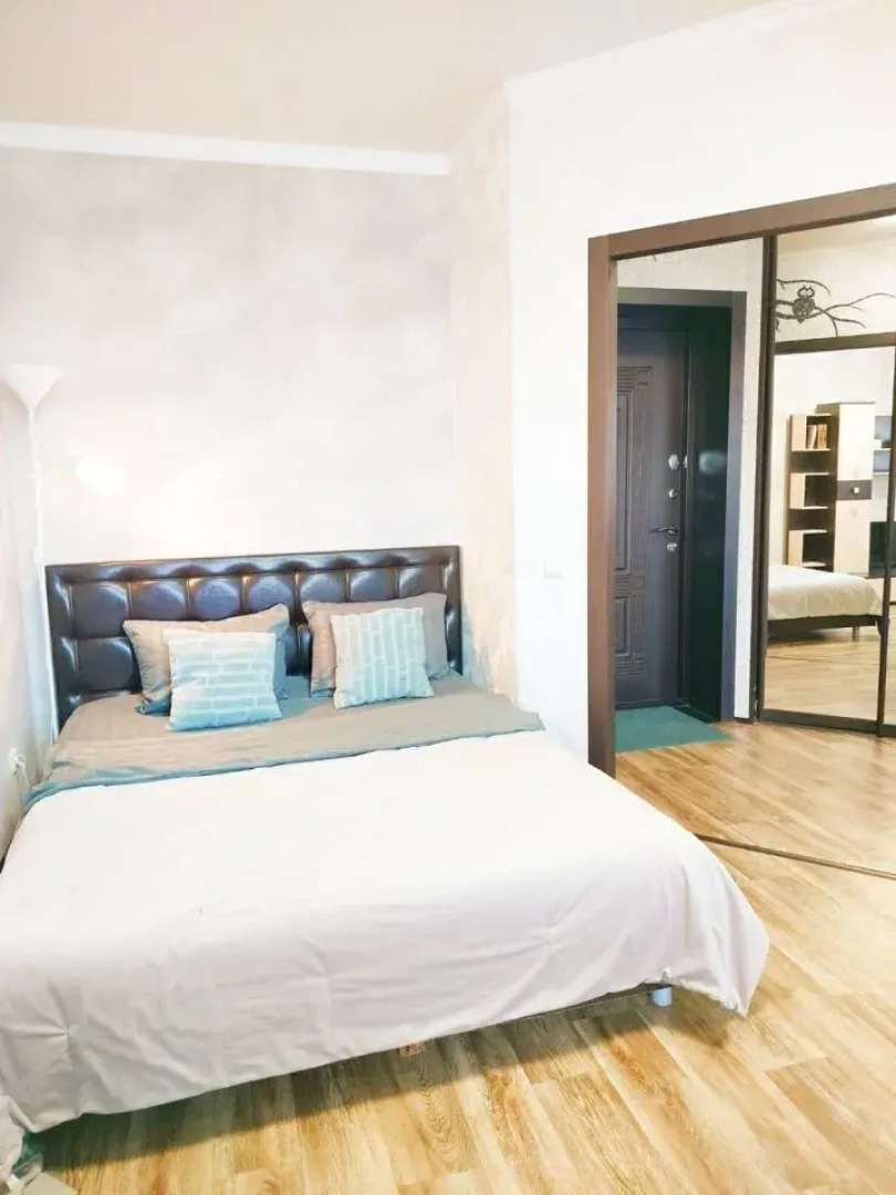 Квартира на улице Короленко 4