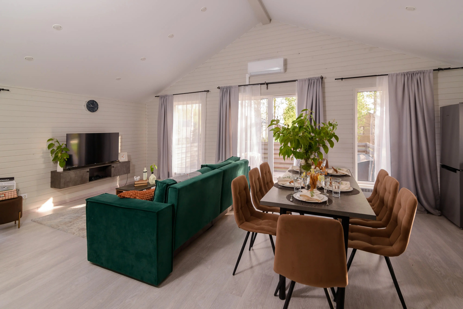 Частный дом Simple Life Home 381