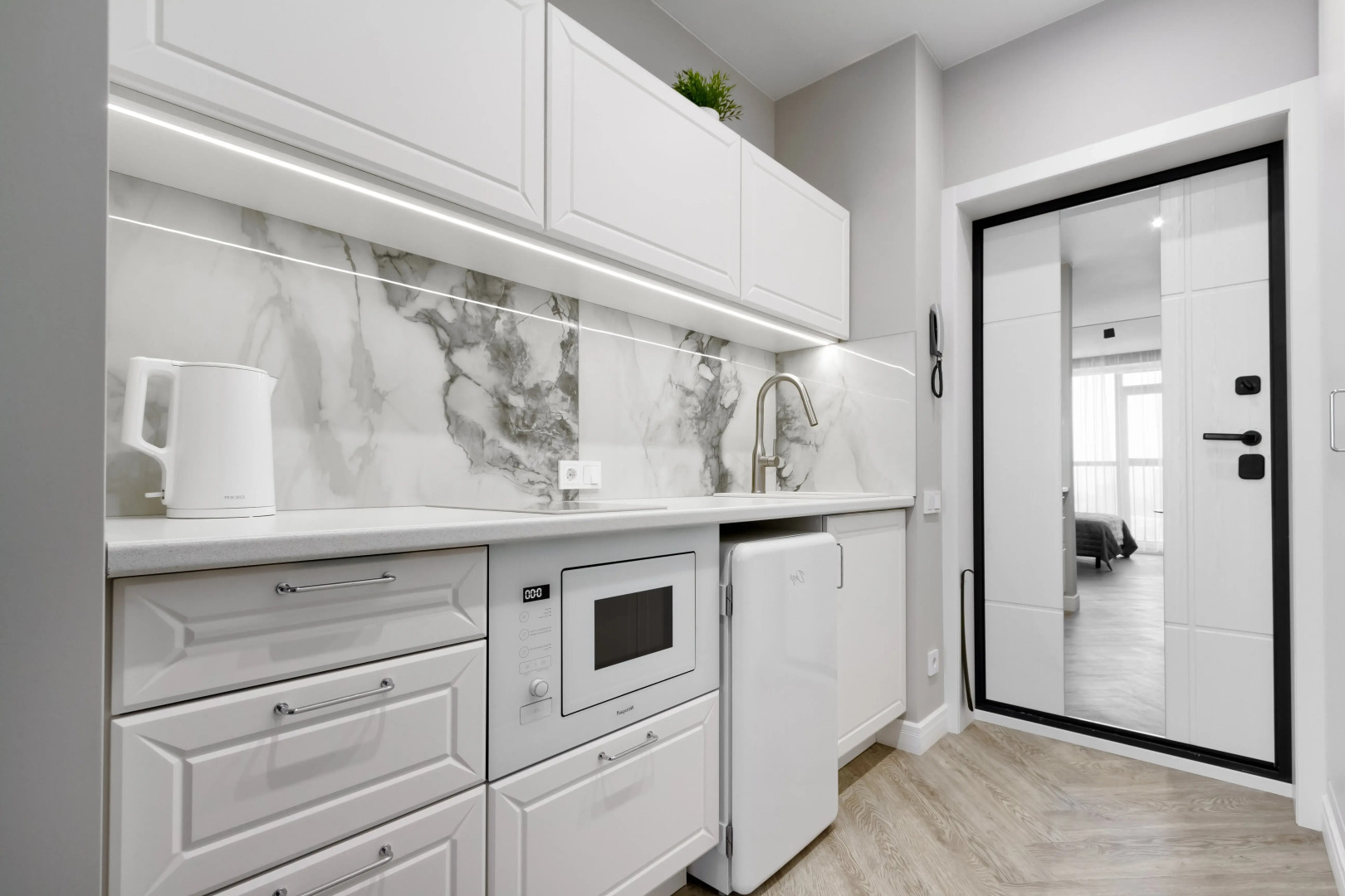 Квартира дизайнерская Andora-apart на Красном проспекте на 23 эт