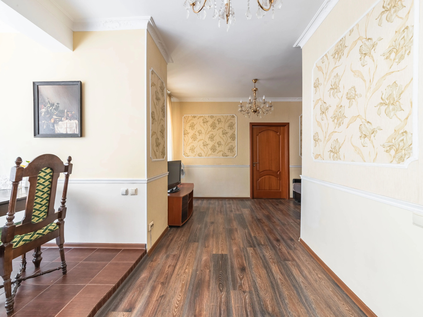 Апартаменты у Крейсера Авроры и Финляндского Вокзала