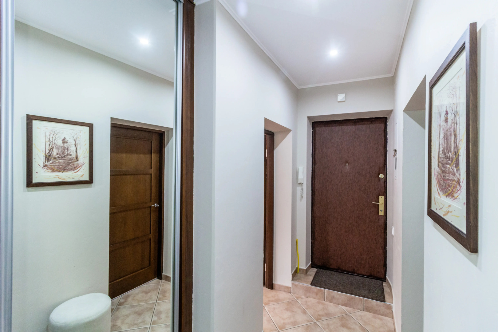 Семейная 3-комнатная квартира в центре города