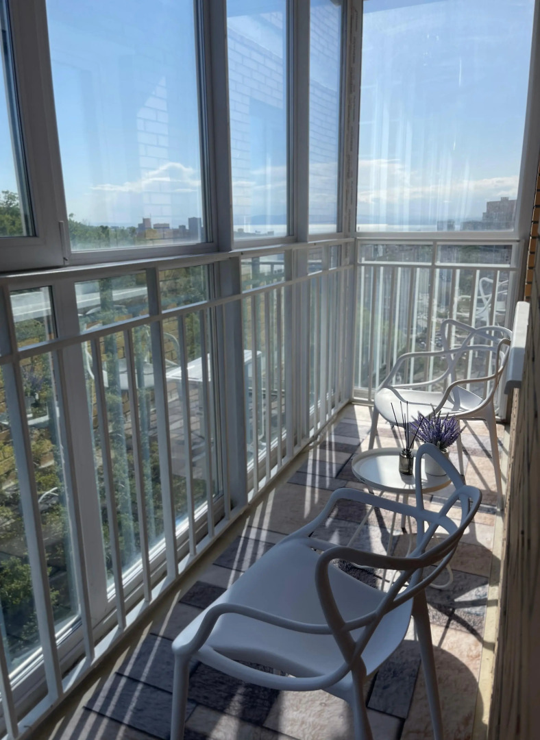 Квартира Новострой! Большая лоджия! Вид на лес и море!