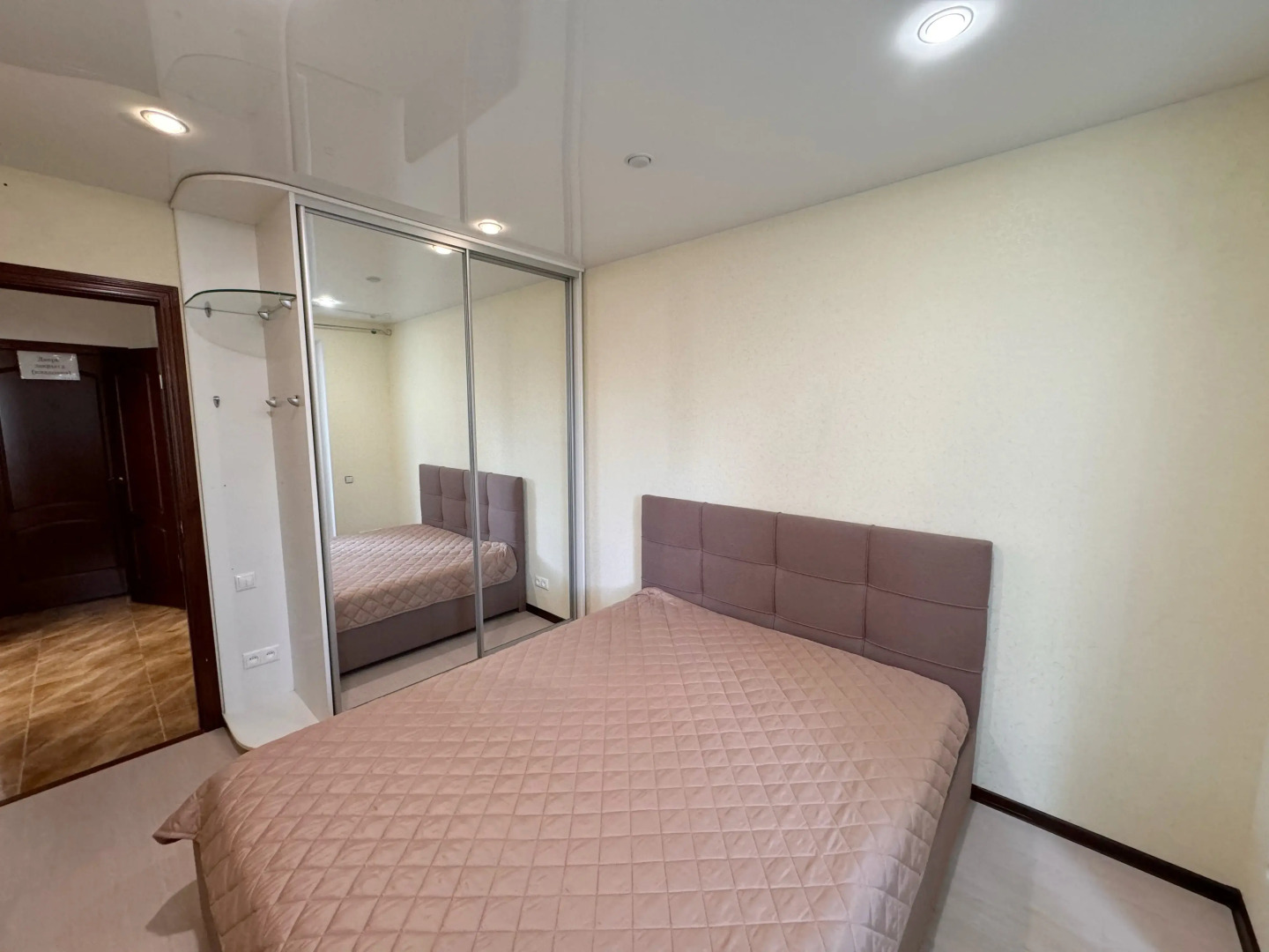 Апартаменты Большие 2-х комнатные с видом на Волгоград