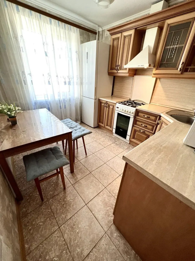 Апартаменты 3-Апартаменты Семейные GALAAPART у парка Победыкомнатные GALAAPART