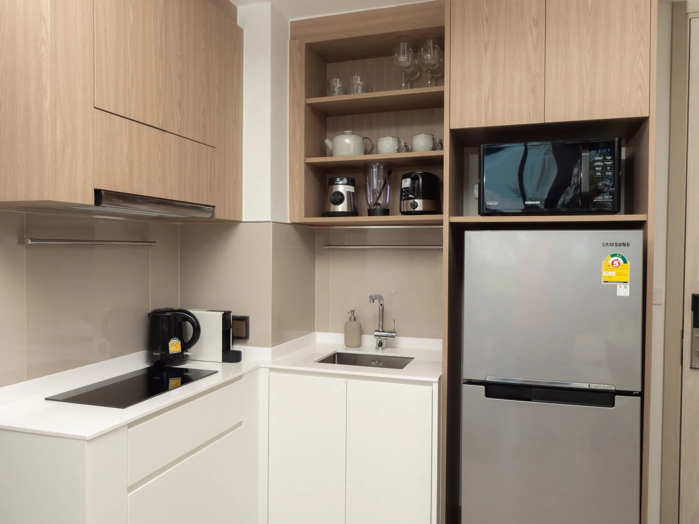 Апартаменты Отличные 2 bd апартаменты с собственным двориком