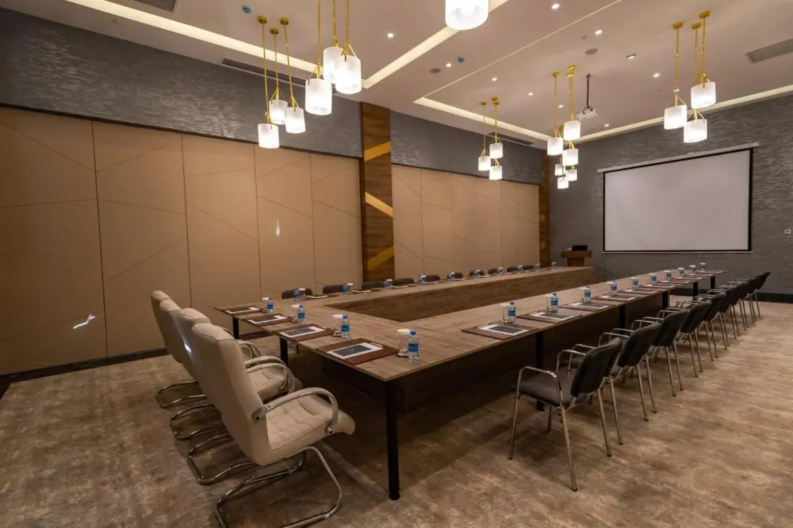 Shabran Wellbeing Resort