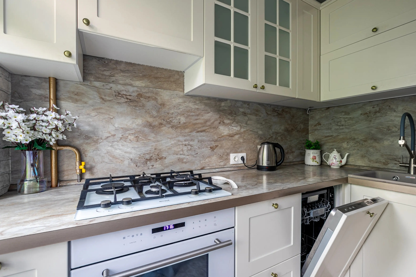 Квартира MaxRealty24 Лобачевского 80