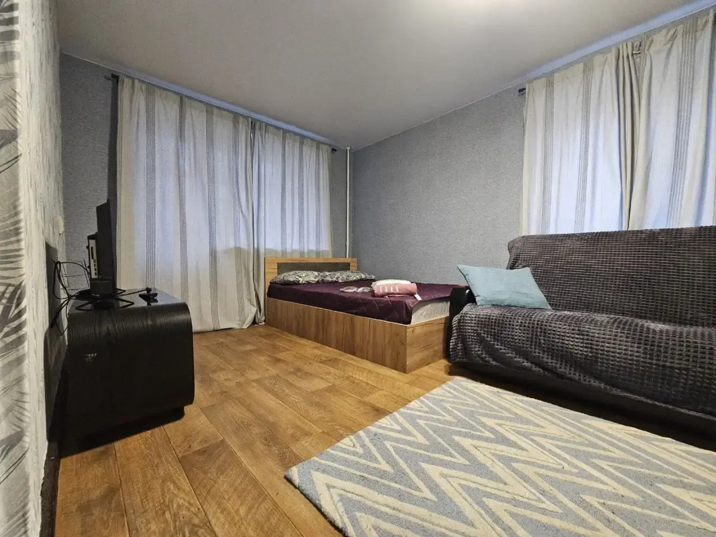 Квартира апартаменты L.V.Hotels на Первомайской 16