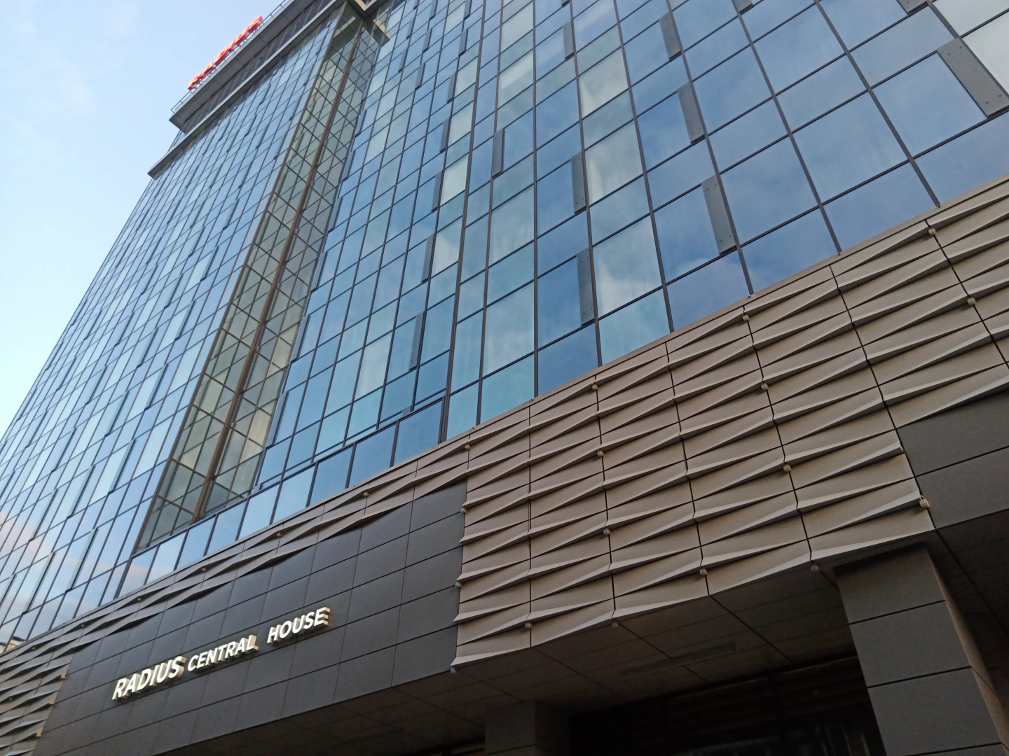 3 Апартаменты Малышева 42 (08)