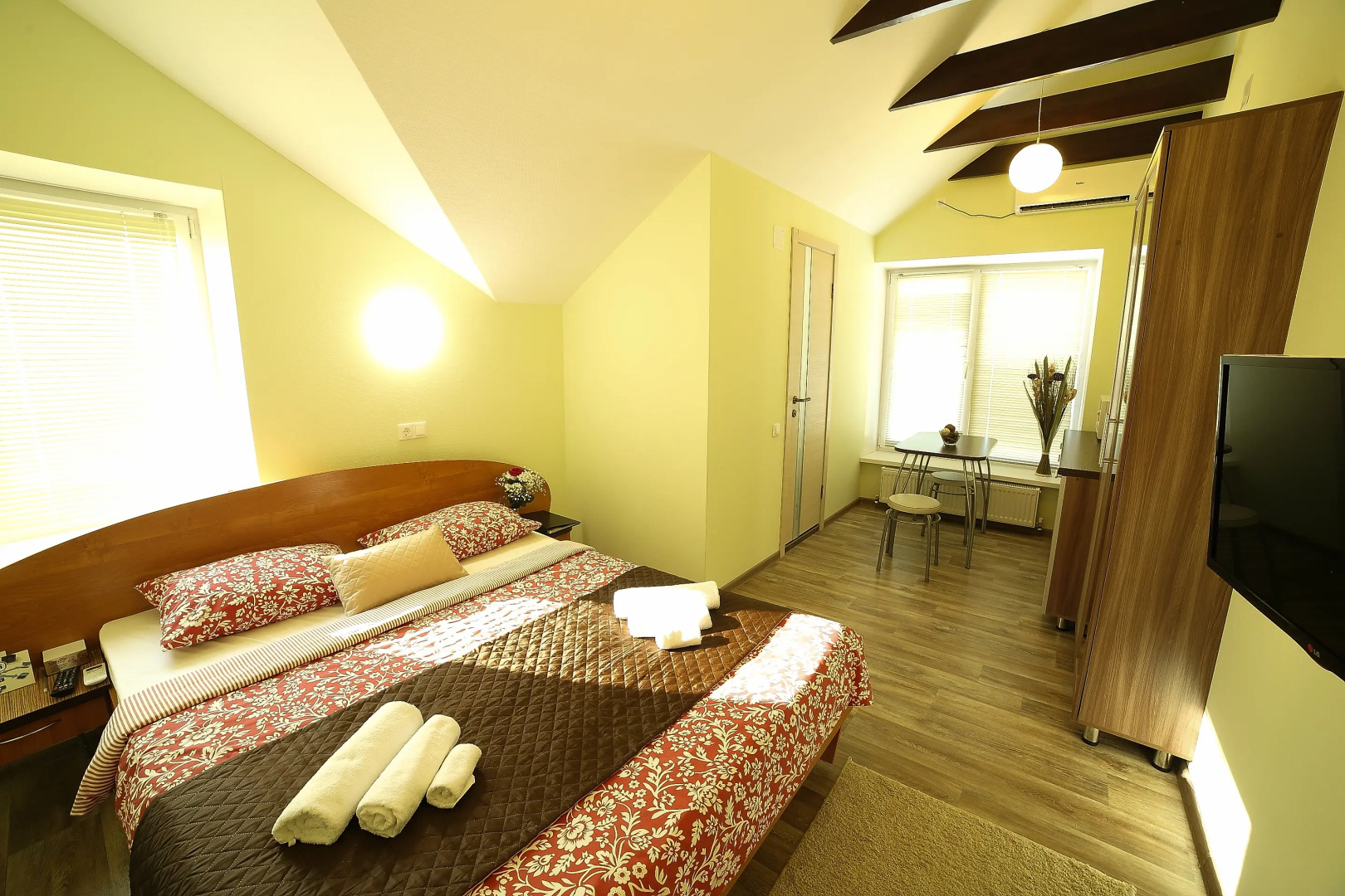 Отель на Ленинградской