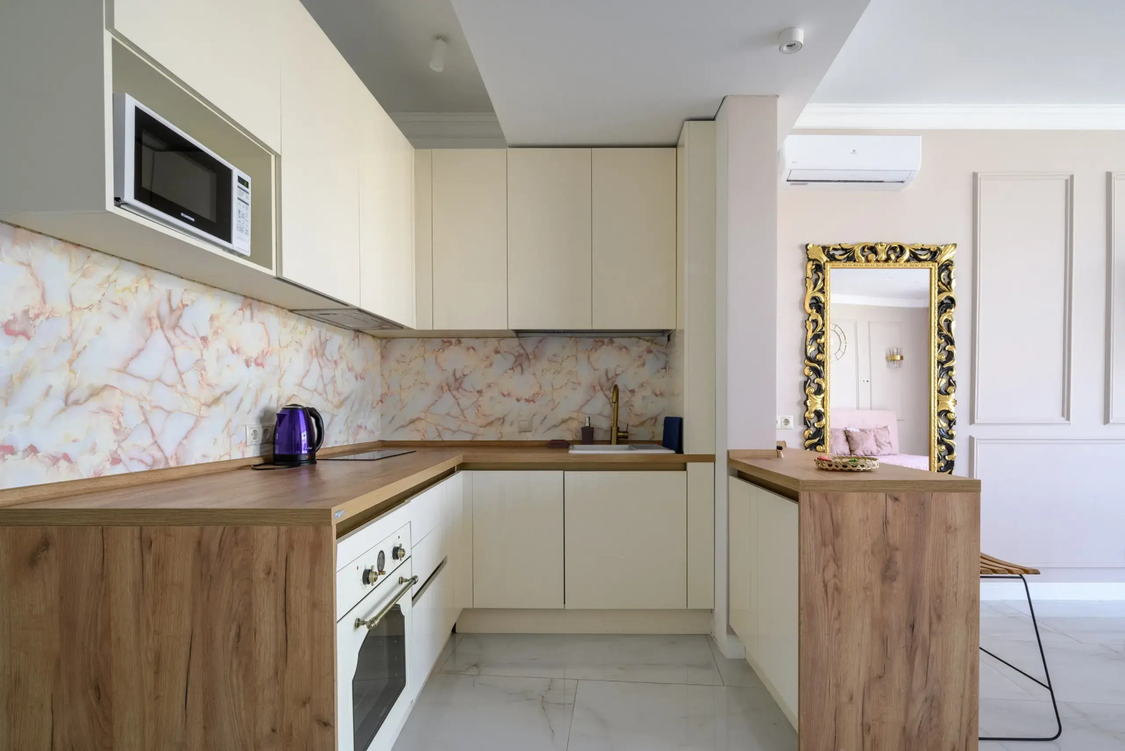 Апартамент Люкс Красивейший в ЖК «Барселона парк» с большим балконом и видом на море