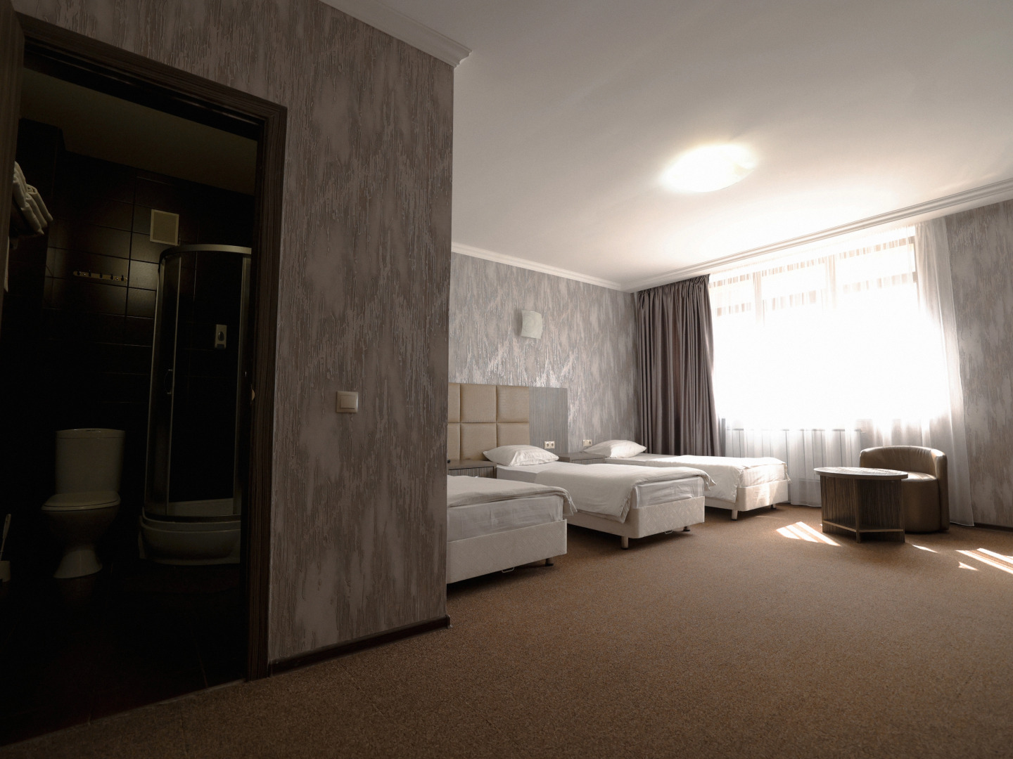 Отель Мартон Ока