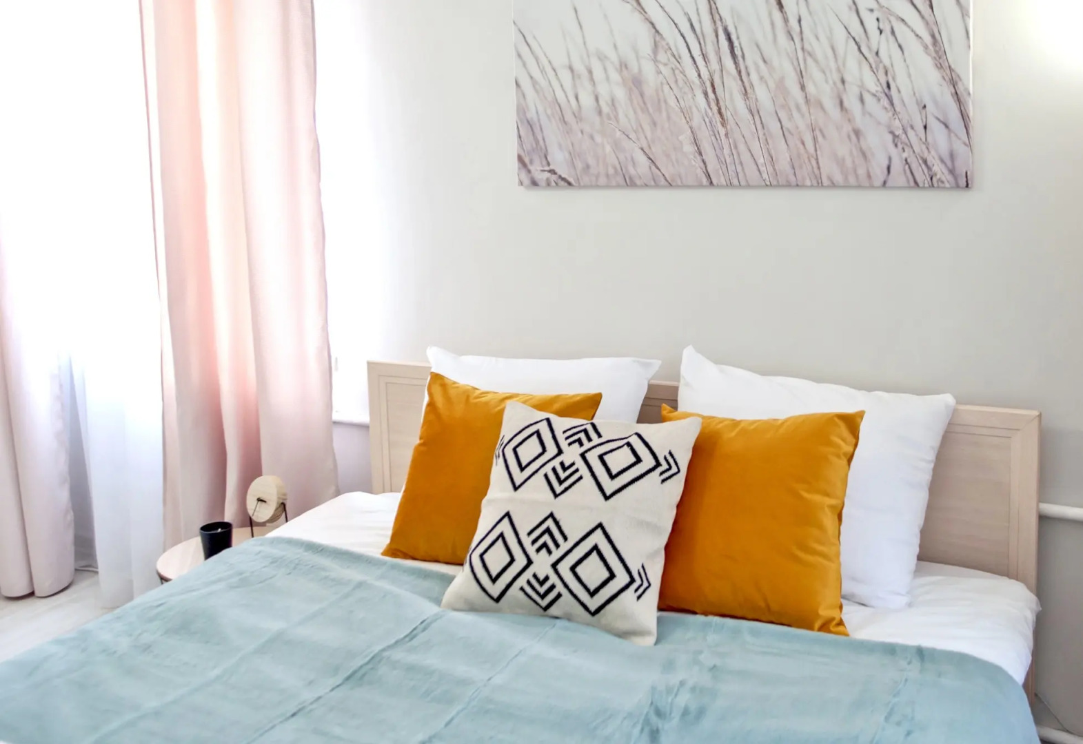 Апартаменты ApartMari В центре у озера