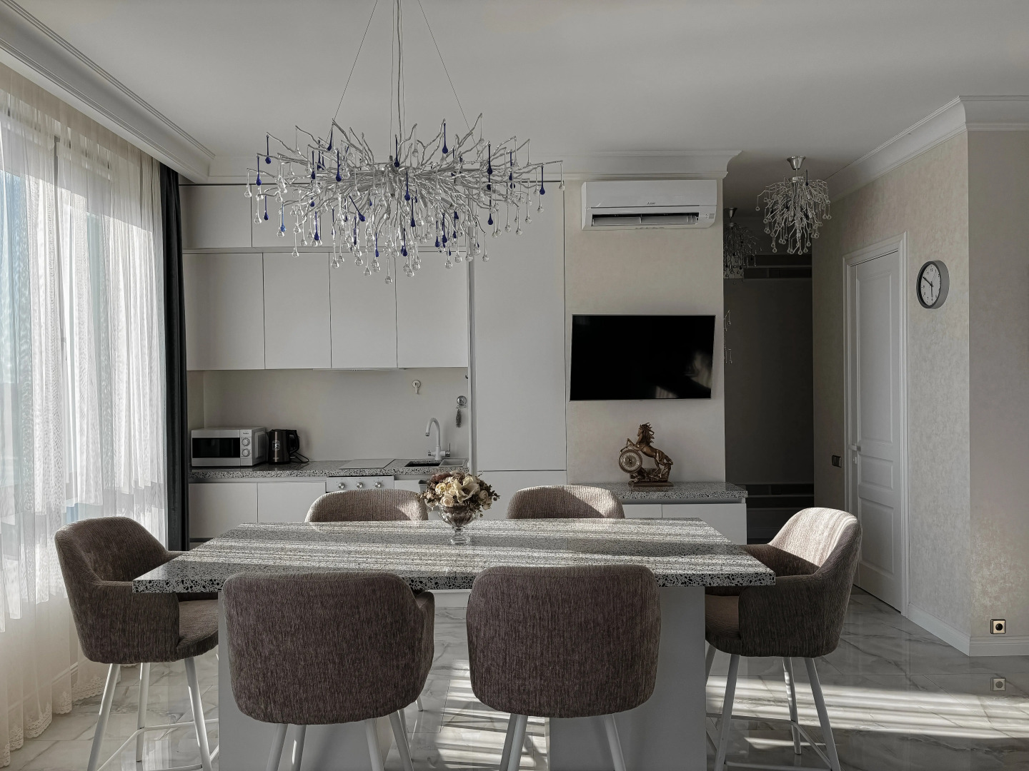 Апартаменты в ЖК Savin House с Панорамными Окнами