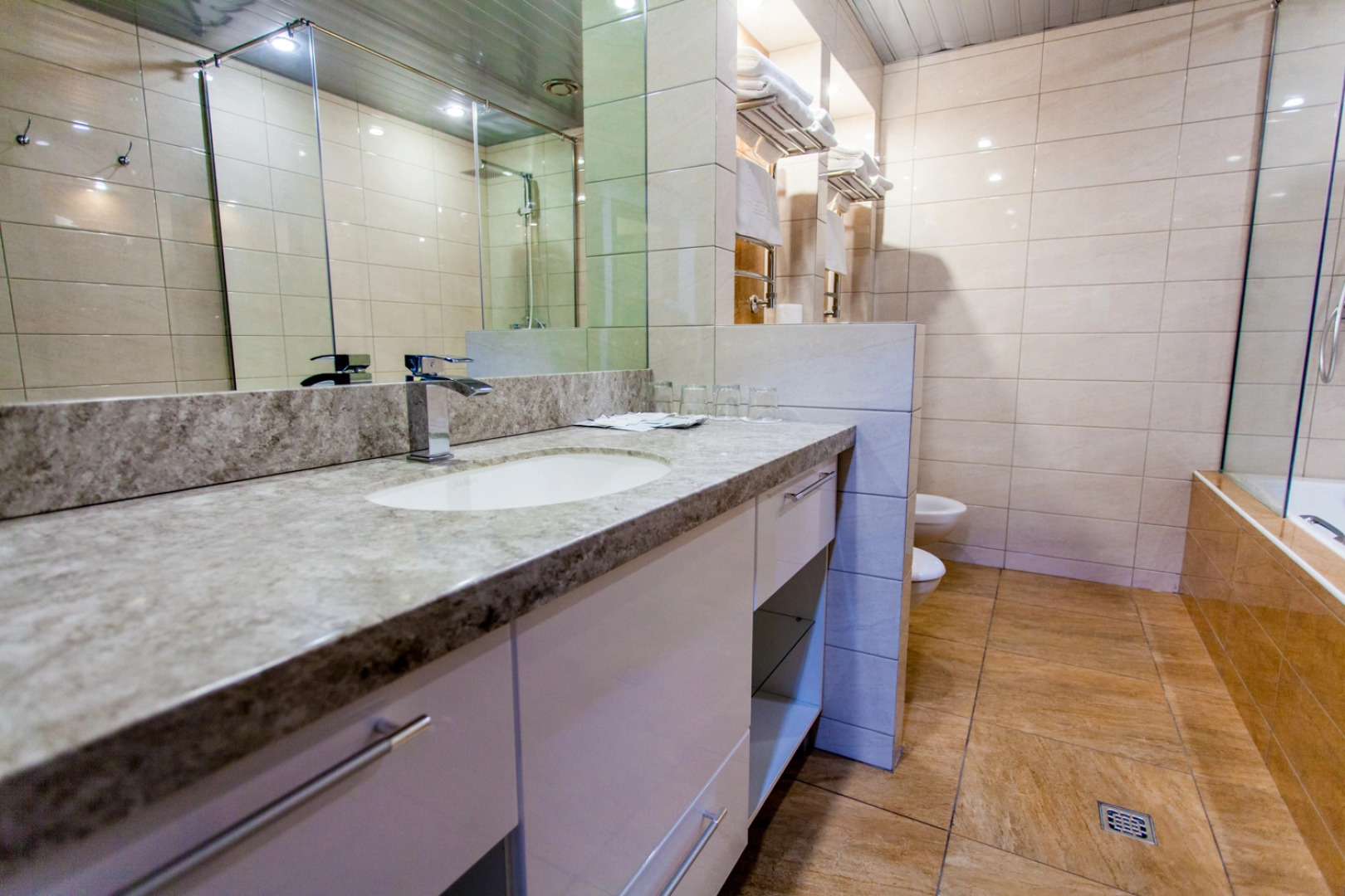 Отель Овертайм