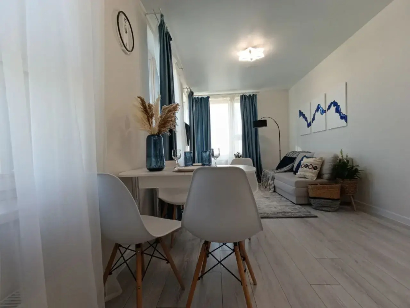 Апартаменты Вайт Studio от Home24