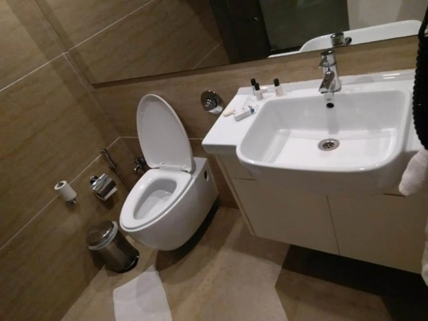 Отель The Byke Suraj Plaza Veg