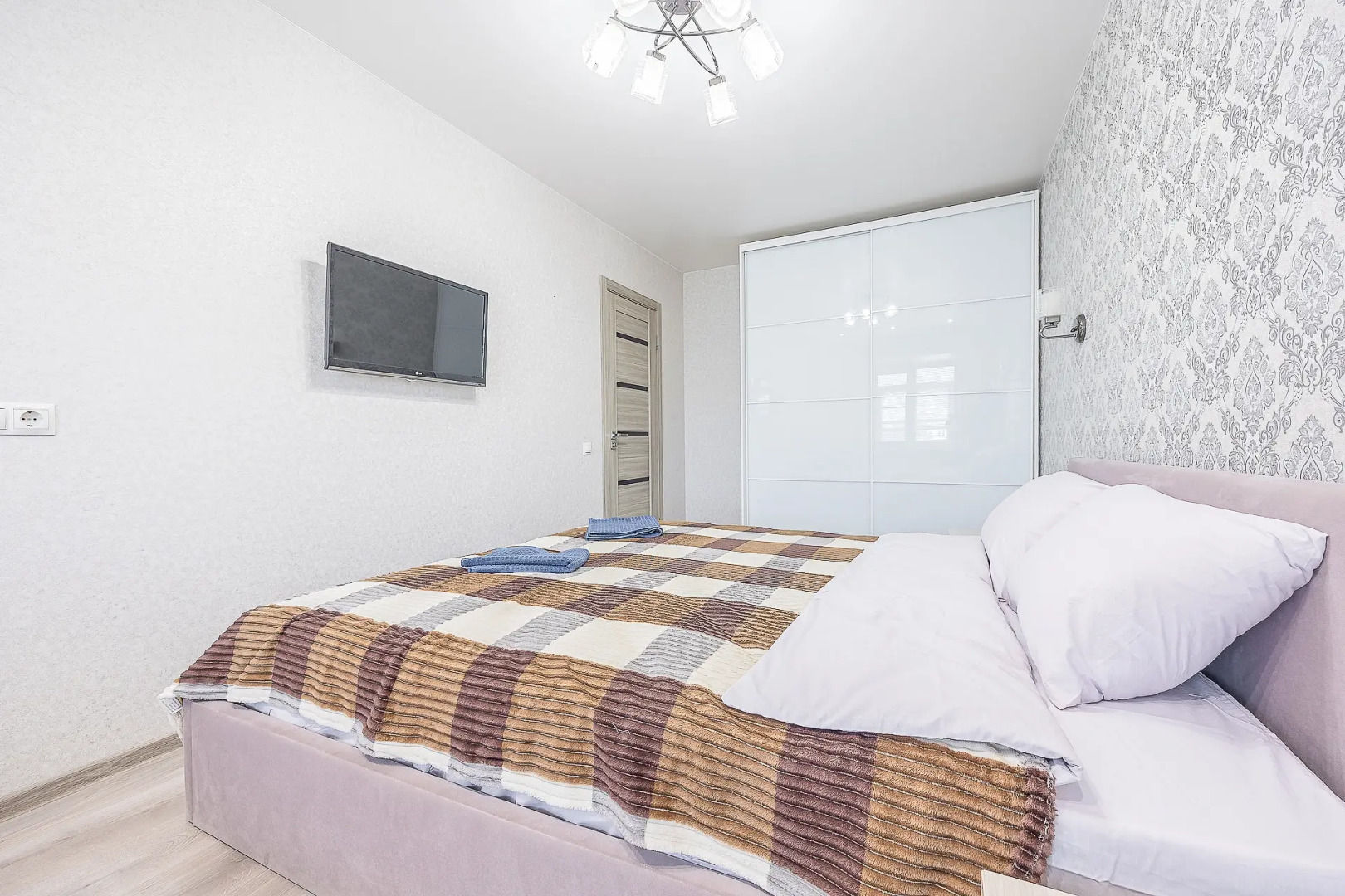 Квартира 2-ком Top House на пр. Ленина