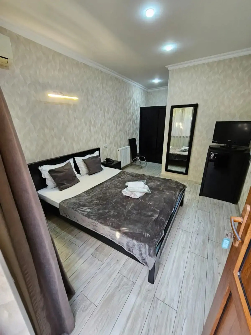 Отель Данисимо