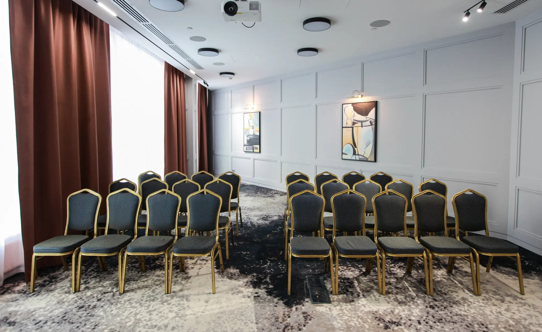 Отель DoubleTree by Hilton Novosibirsk