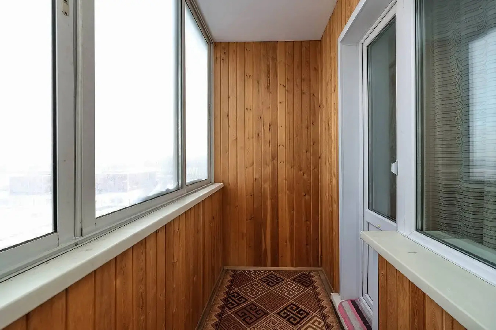 Апартаменты рядом с МНТК Федорова Забалуева 51/5