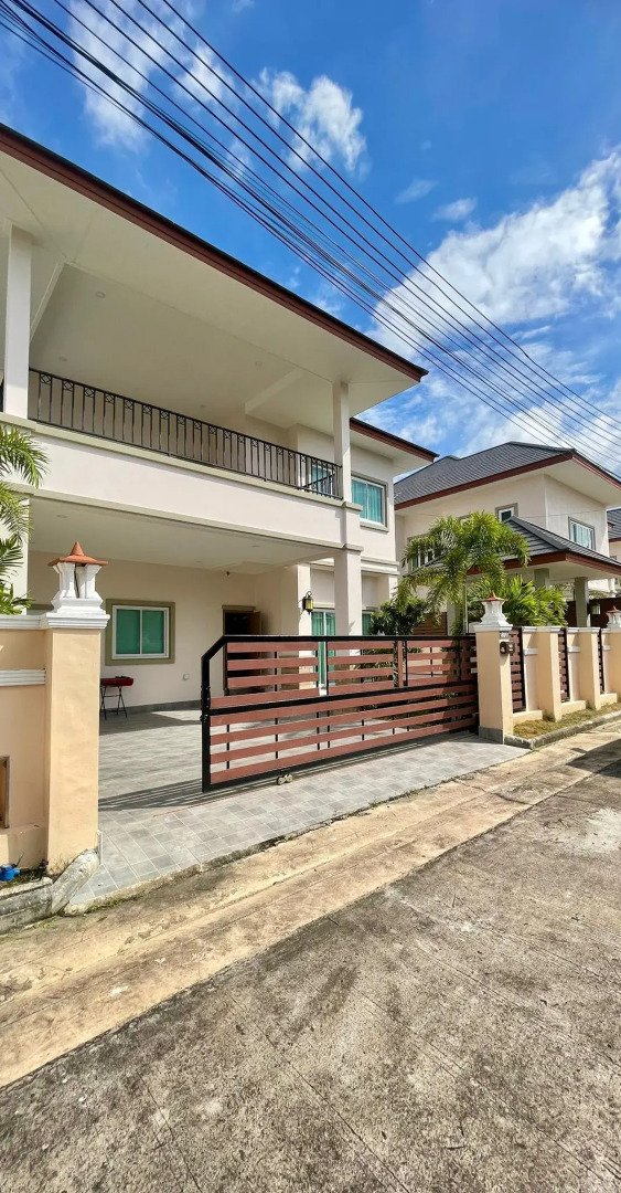 Вилла Дом с бассейном