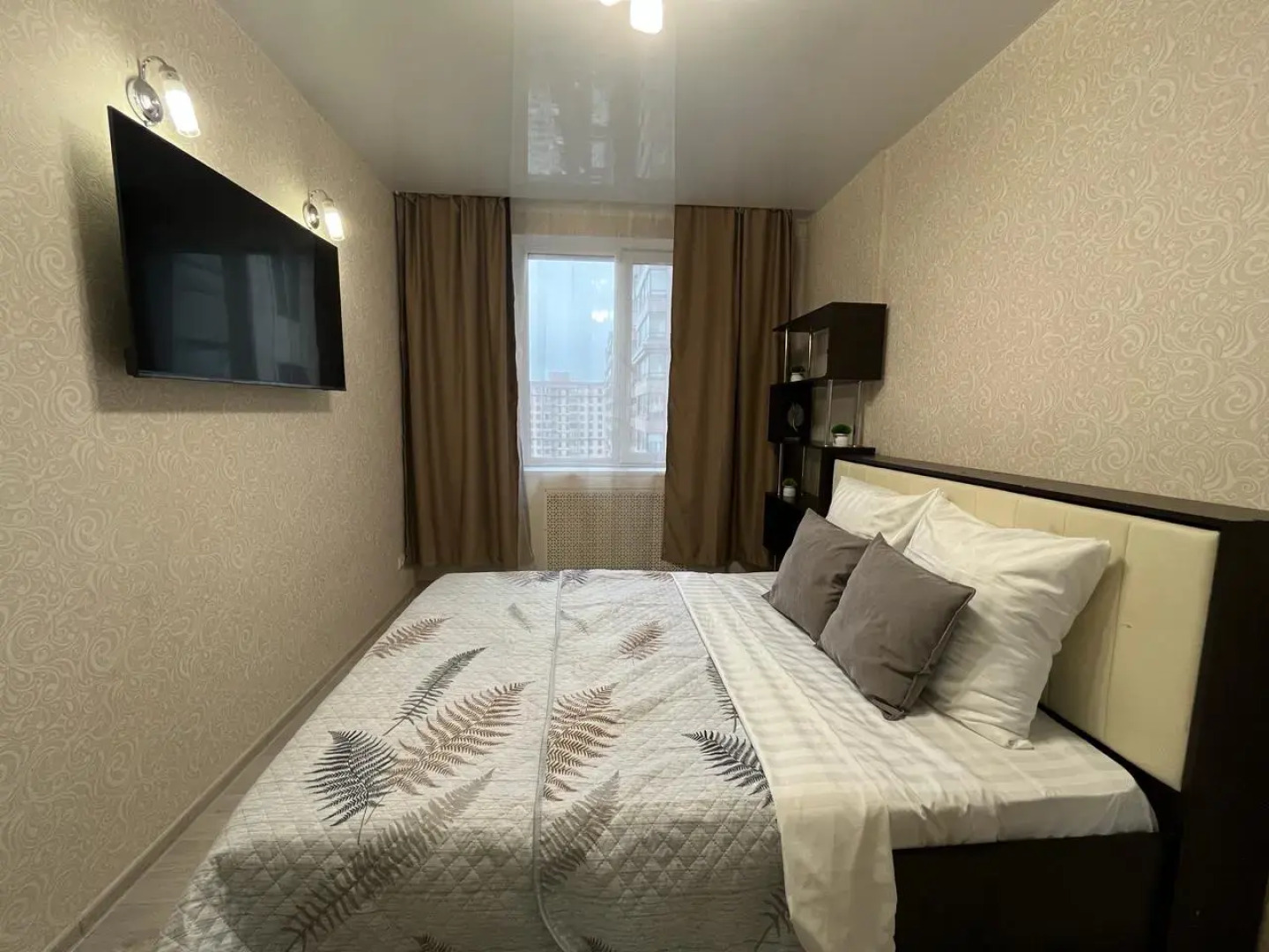 Апартаменты Уютные 3-комнатные на Июльских Днях 1к1