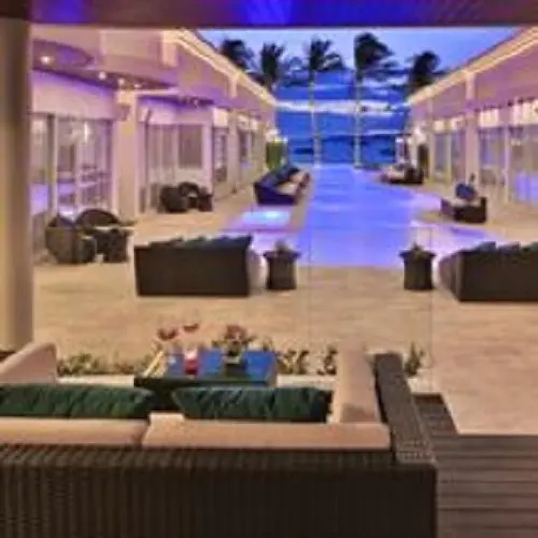 Отель The Privilege Ezra Beach Club