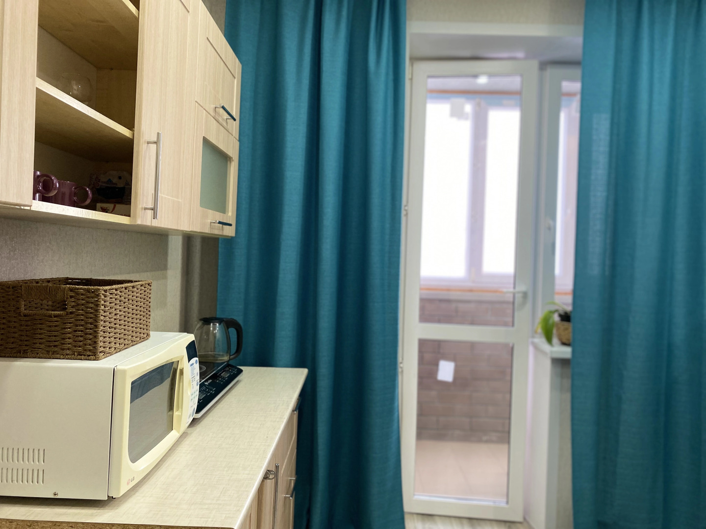 Апартаменты Топаз, закрытый двор, рядом ТЦ Кристалл