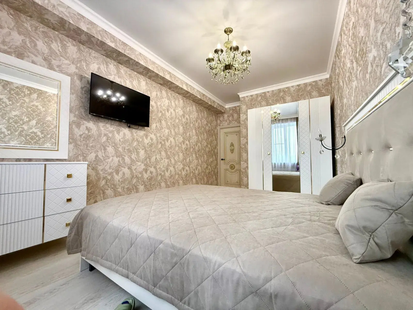 Квартира Новая однокомнатная ЖК Кристал