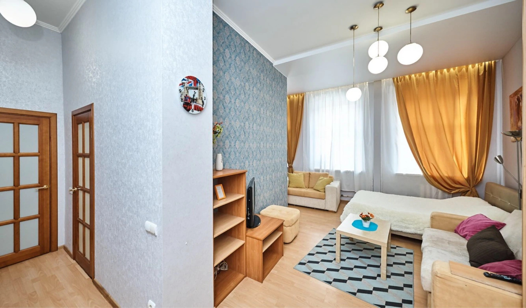 Апартаменты Интернациональная 14