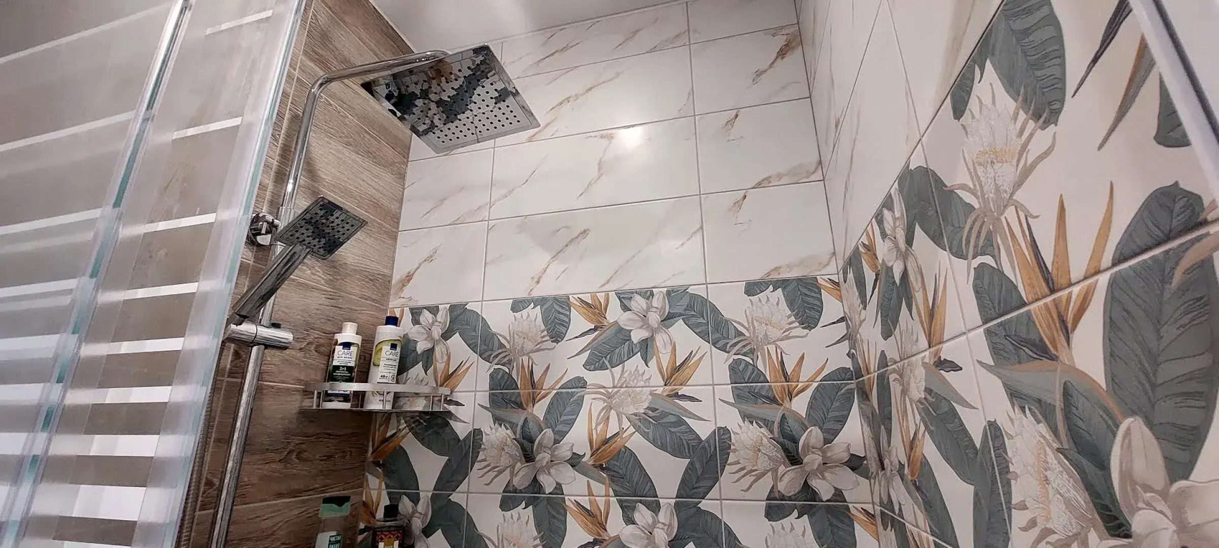 Квартира бизнес в цветущем дворике