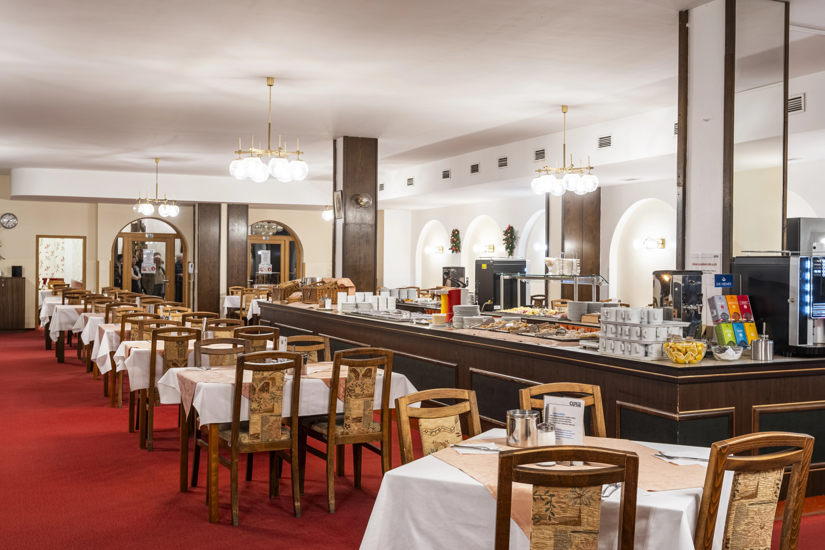 Отель Complex Curie