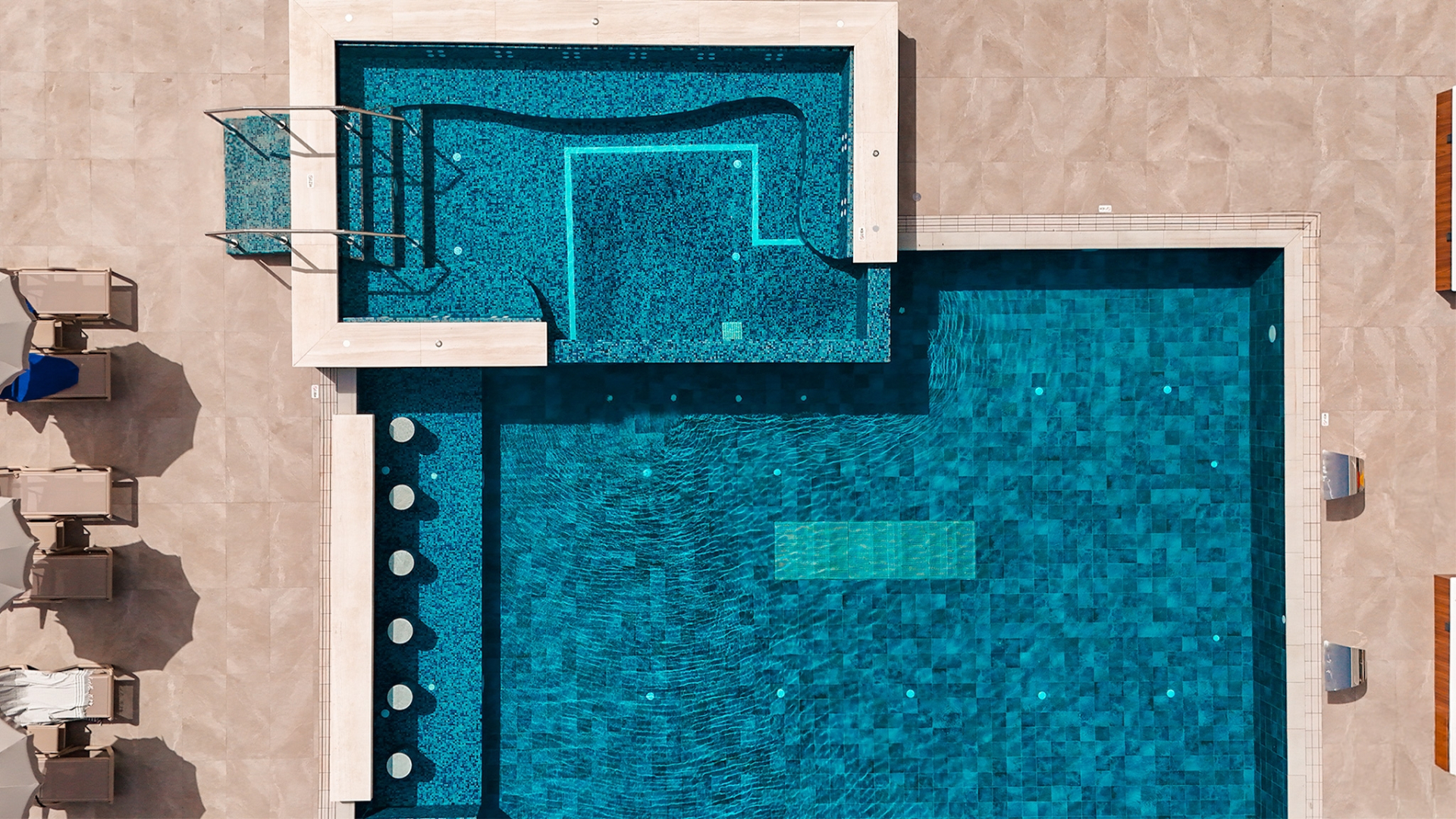 Отель Cavo Maris Beach