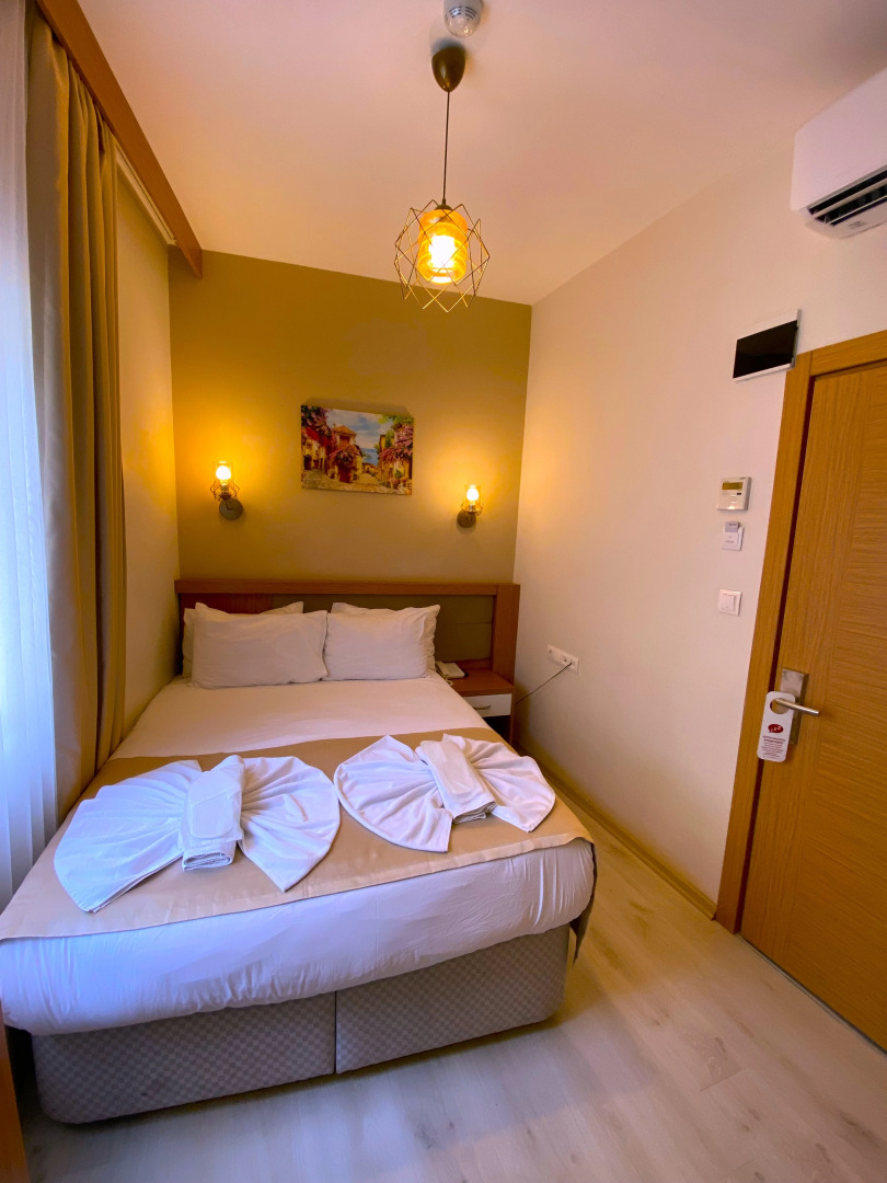 Отель Zeyn Otel Istanbul