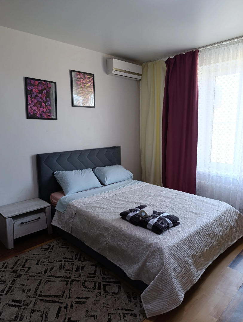 Квартира в Центре у Спуска на Набережную