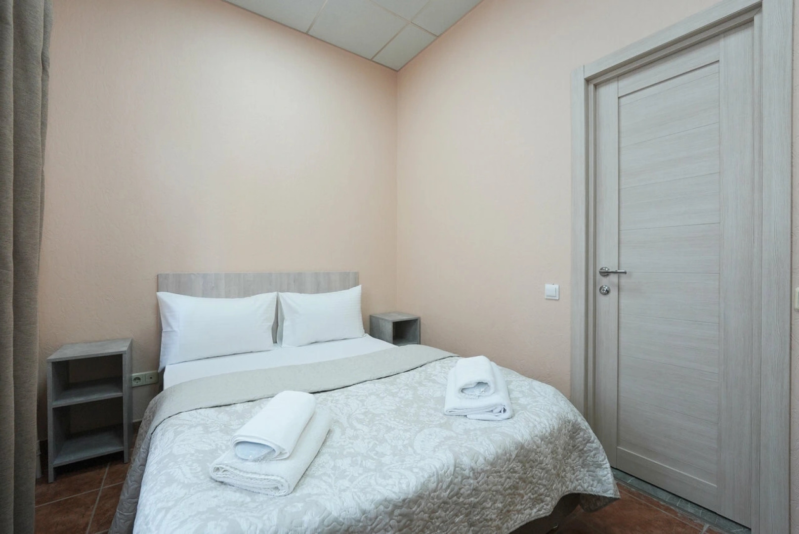 Отель Афина