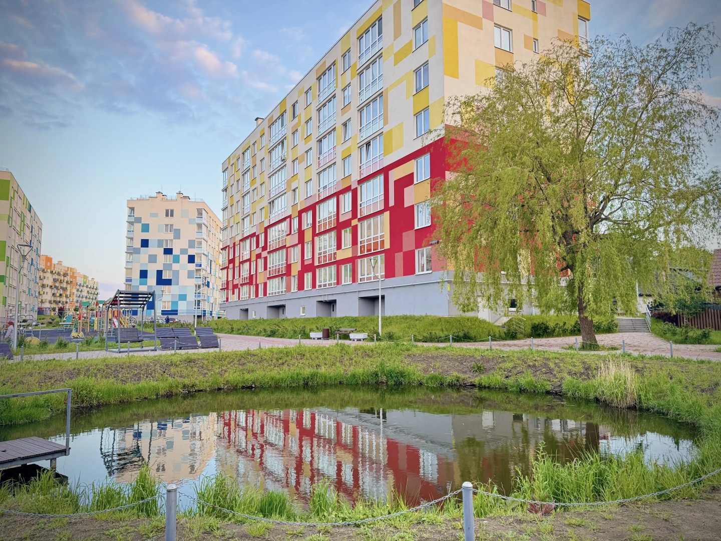 Апартаменты Эмберли в зеленом районе Светлогорска