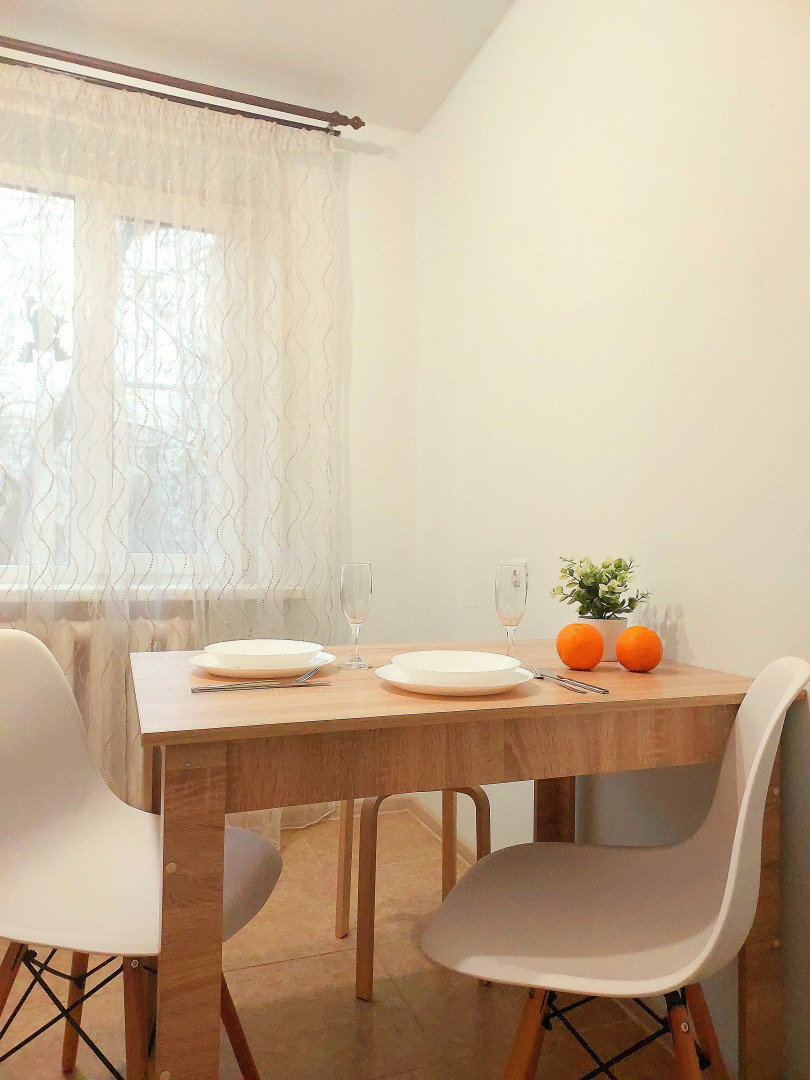 Апартаменты 2х Комнатные на Маршала Конева 4А