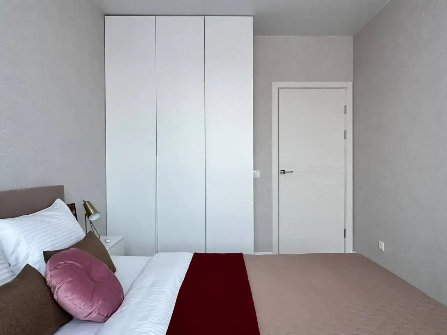 Апартаменты Алмаз Сити Гранатовый Браслет