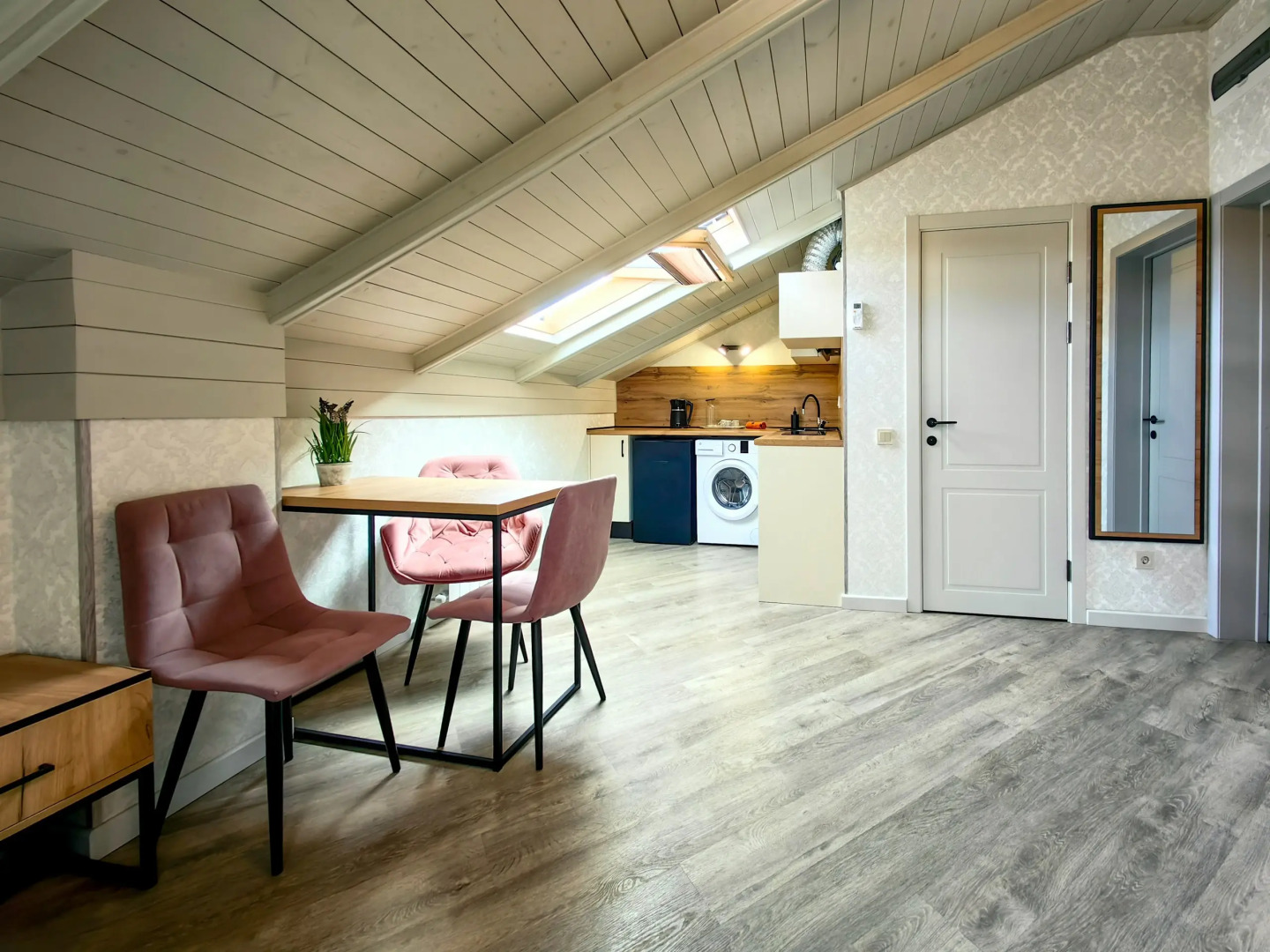 Меблированные комнаты Лалеби