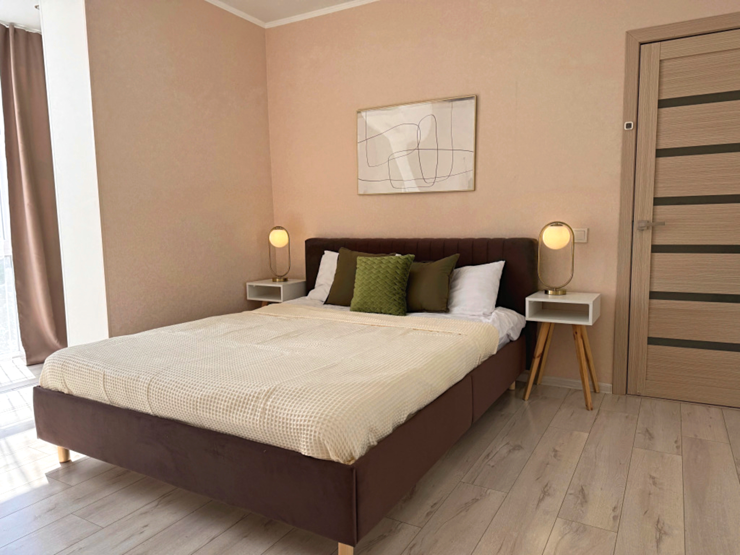 Квартира Замечательная 1-к рядом с Клиникой 3Z