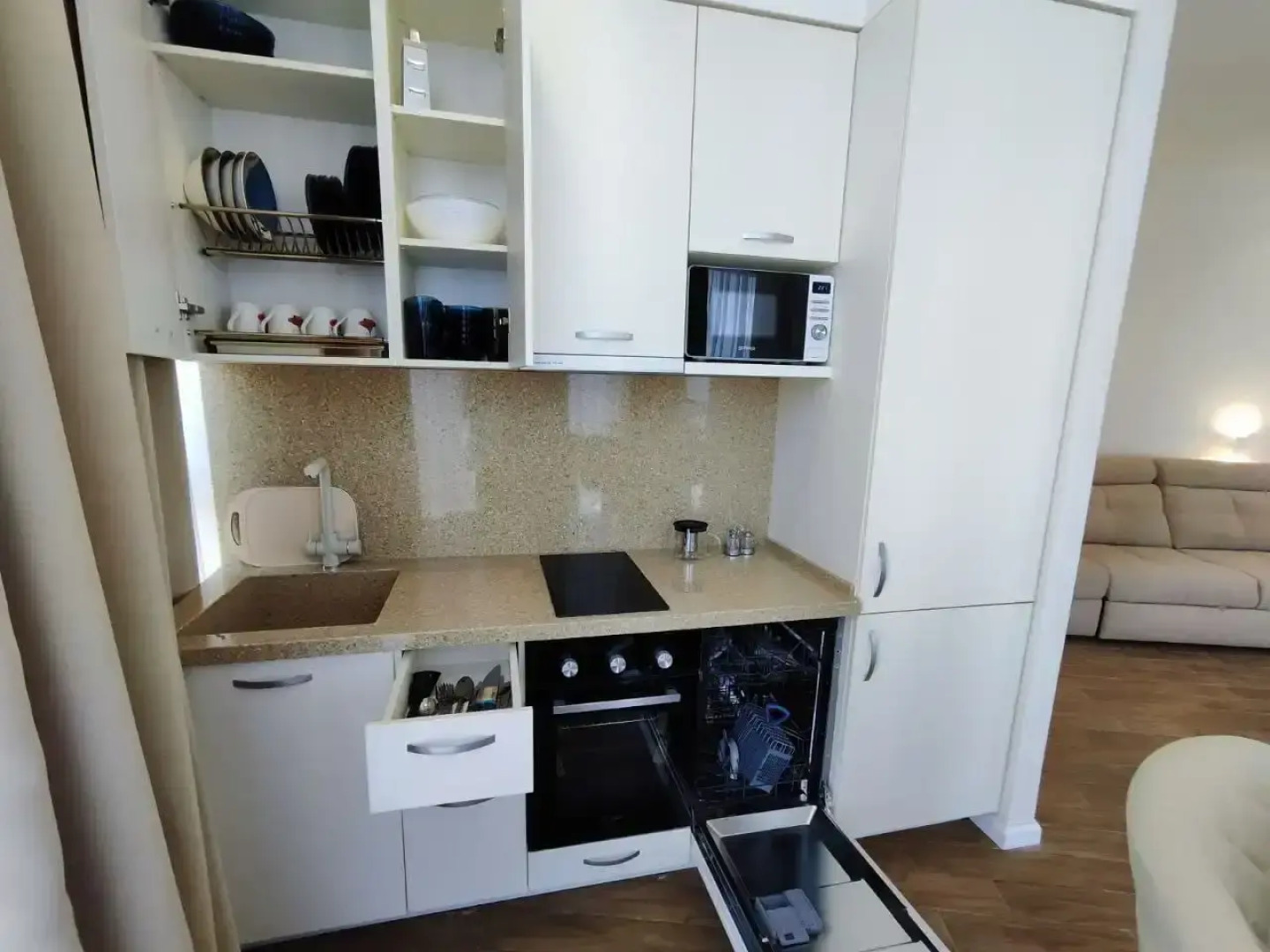 Апартаменты просторные с видом на море