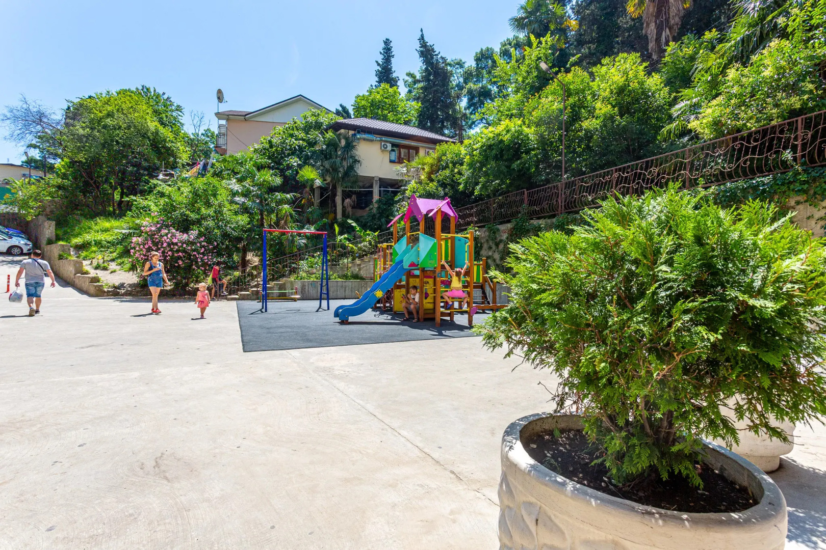 Апартаменты Романовский Lamare Двухкомнатные с  Балконом и Видом на Море