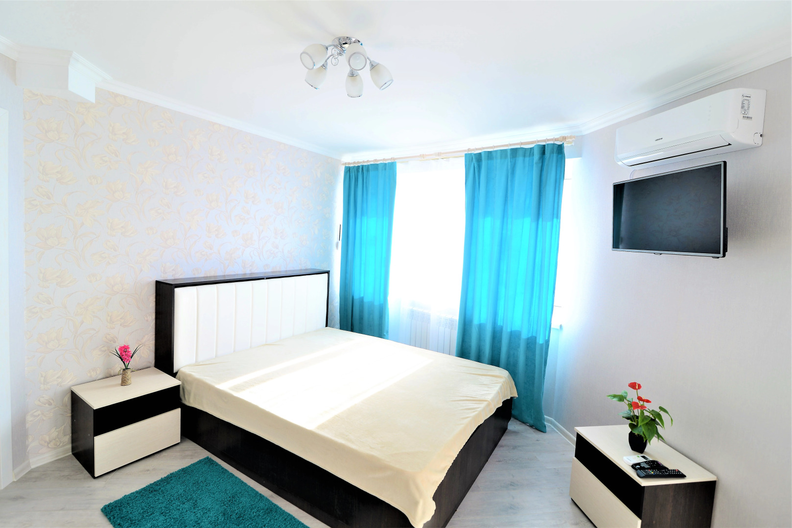 Апартаменты МЕГАПОЛИС ул. Большая Манежная 13-В-75