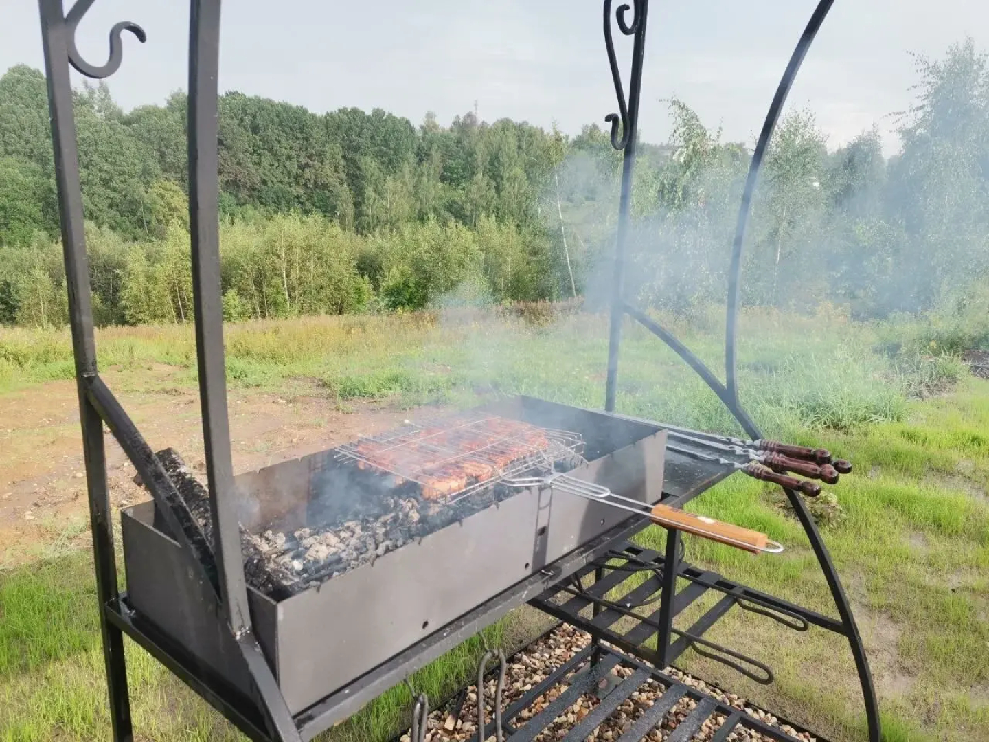 Частный Дом с Террасой и Видом на Лес