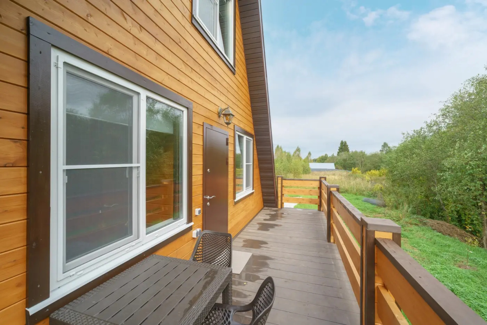 Частный дом Семейный афрейм с баней и бассейном у реки