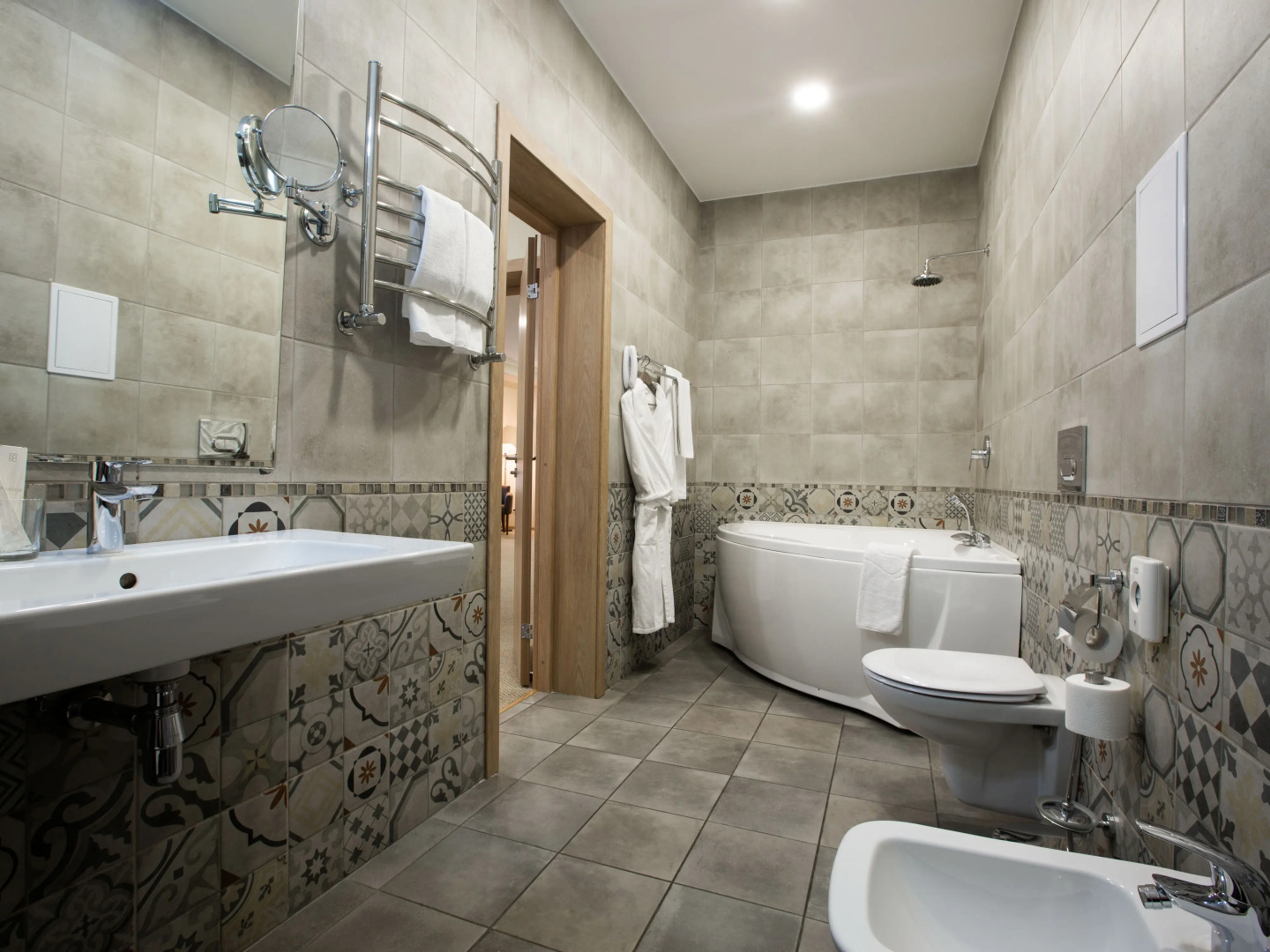 Отель Платов