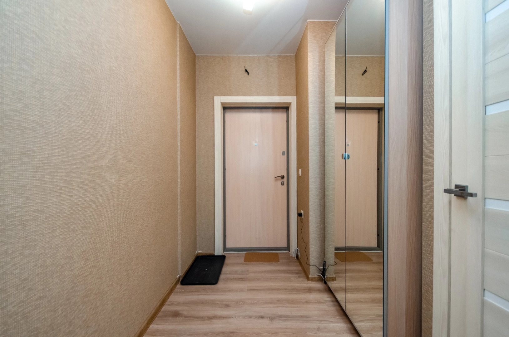 Апартаменты Фрунзе 49/2 этаж 13